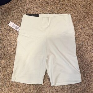 Aritizia TNA Biker Shorts